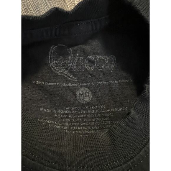 Queen Official Graphic T-Shirt Size Medium - Picture 2 of 4
